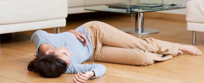 Жалаңаш аналармен ақылсыз секс