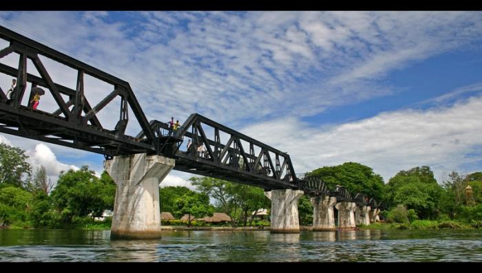 The Faces Banyak Thailand River Kwai