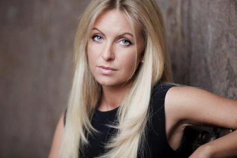 Lena Gaborova porno yulduz Hardkor aka va opa porno