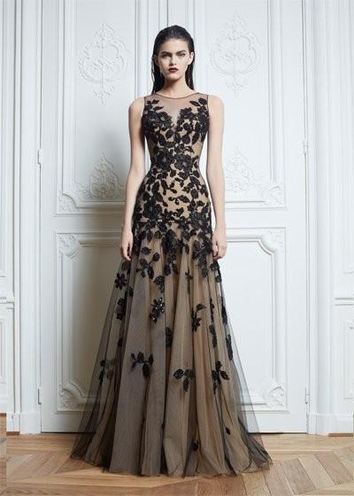 Еденге дейін бүйрегі бар кешкі көйлектер