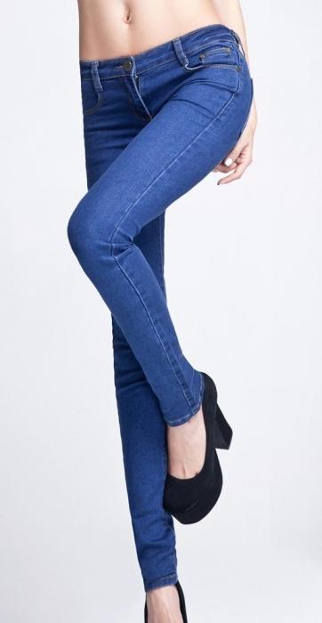 Yalangoch qizlarning Xxx fotosuratlari Brejnev bilan porno tomosha