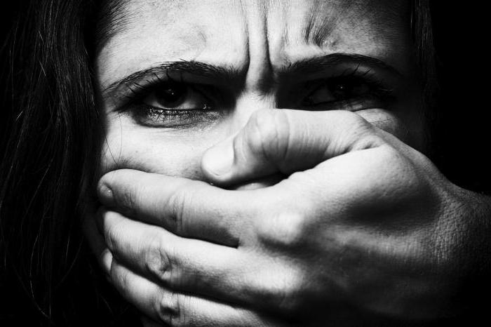 Porno tomosha qilish: Ogil ozining gozal onasini sikishiga qarshi tura olmadi Kichkina yaponcha yigitni sorib oldi.