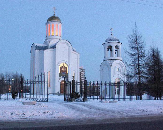 Qora tanli kishi minaj beradi