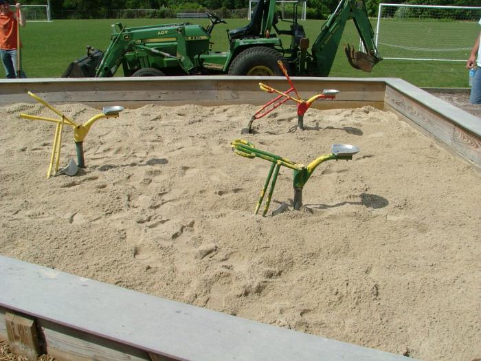 简单的儿童沙坑