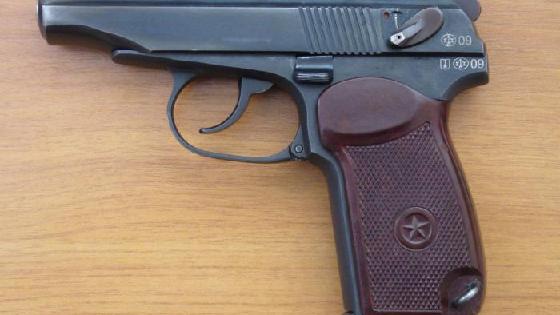 Душтағы порно жігіттер Баласы анасын сиқытып, оның ішіне кіріп кетті